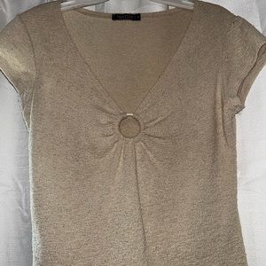 Knit brown hiatus top.